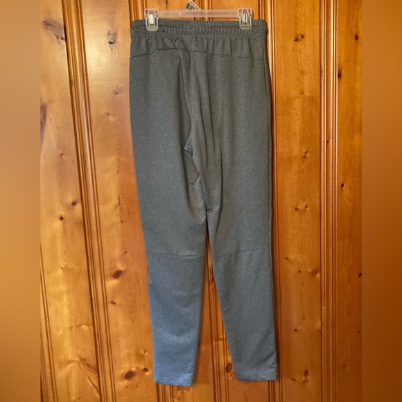 Says size small but fits like a med Unisex LEG3ND jogging pants New - Picture 2 of 6